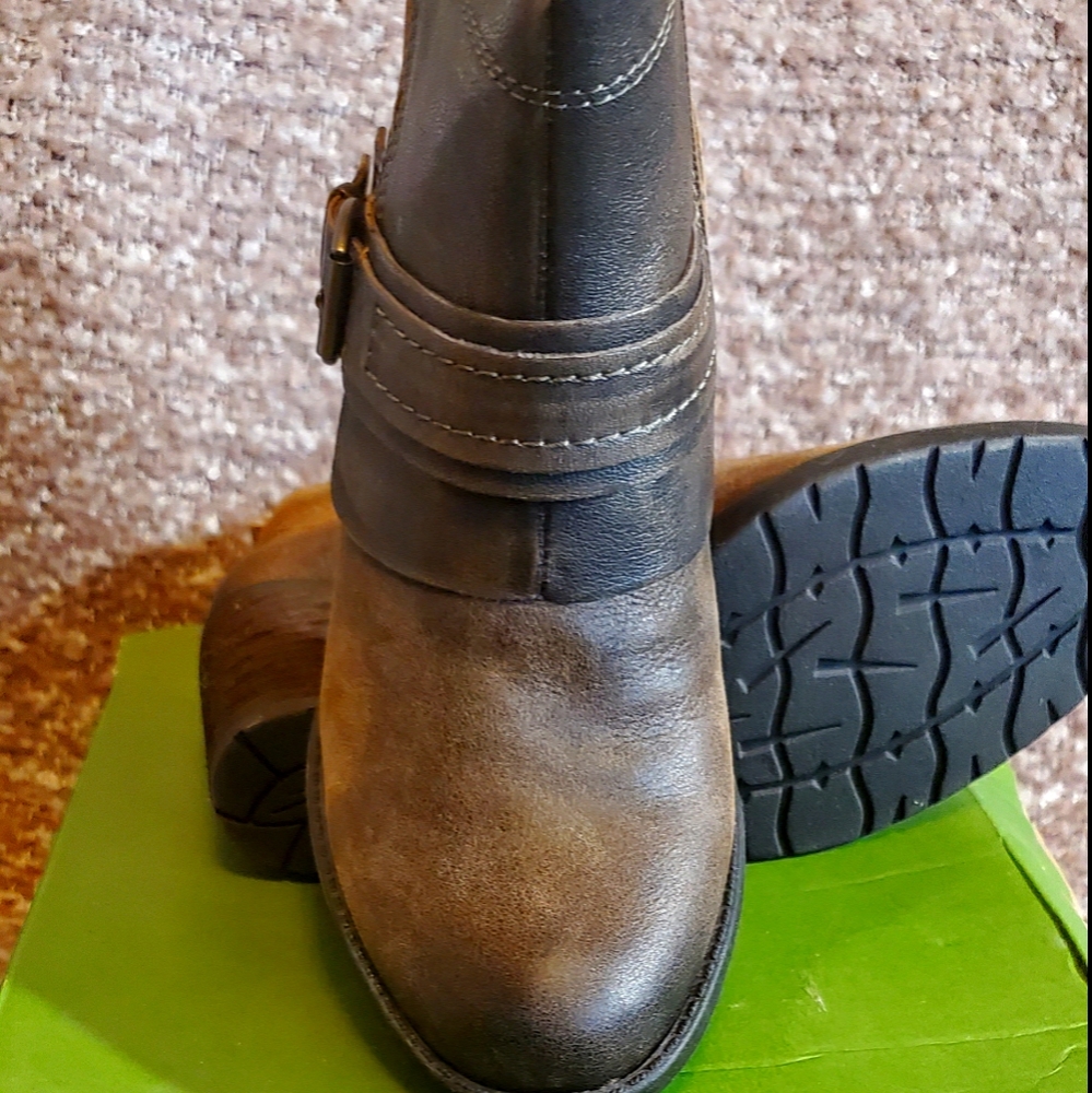 EARTH - Montana Leather Bootie